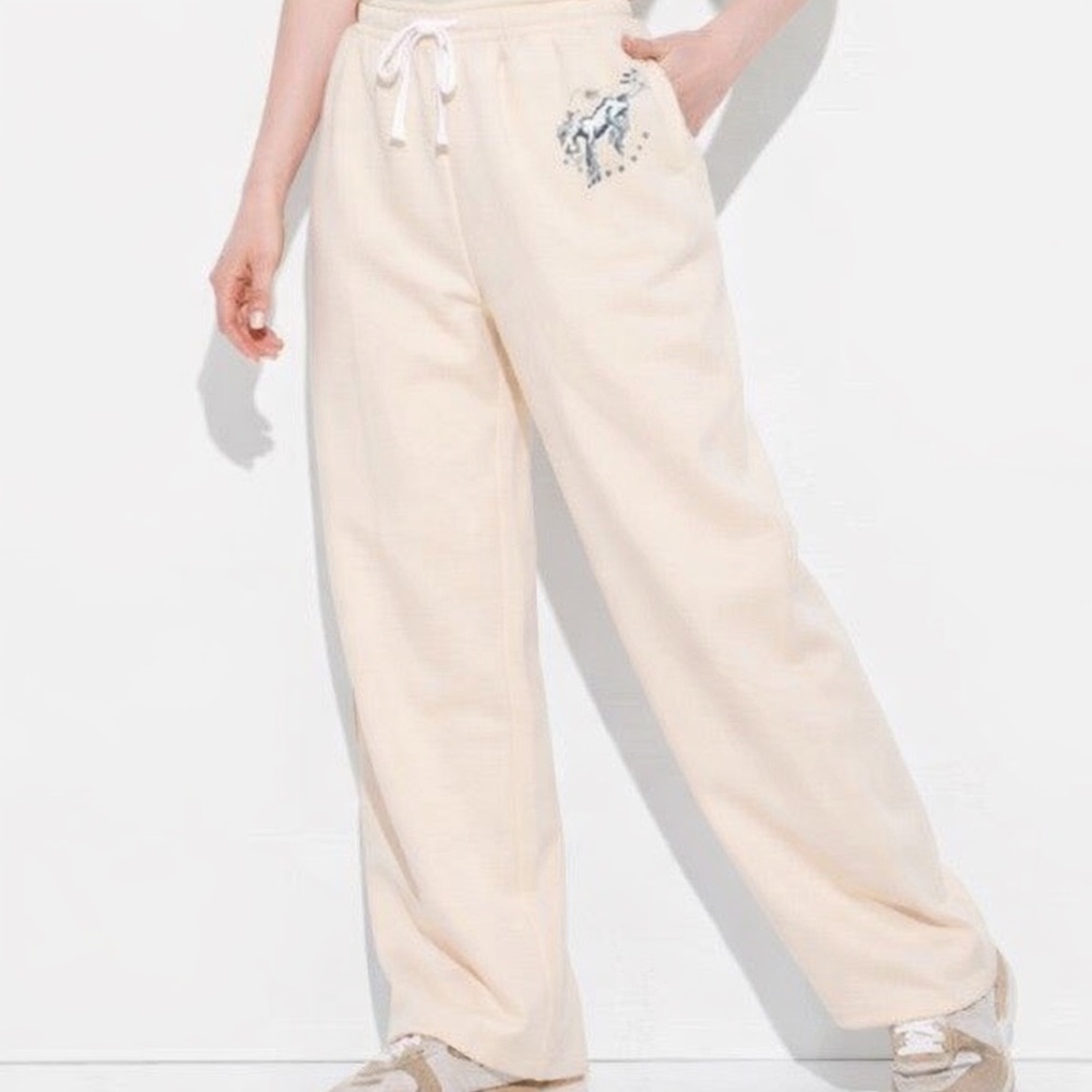 Women’s Grayson Threads Wide Leg Ford Mustang Sweatpants Beige Size L